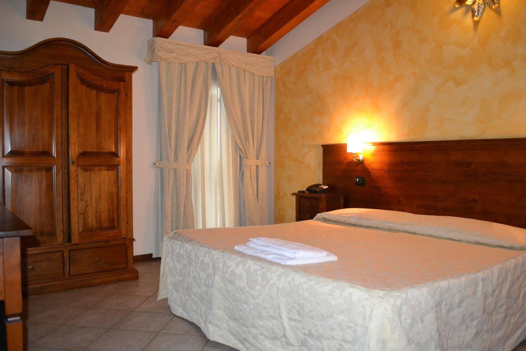 Albergo La Piana Ghedi المظهر الخارجي الصورة